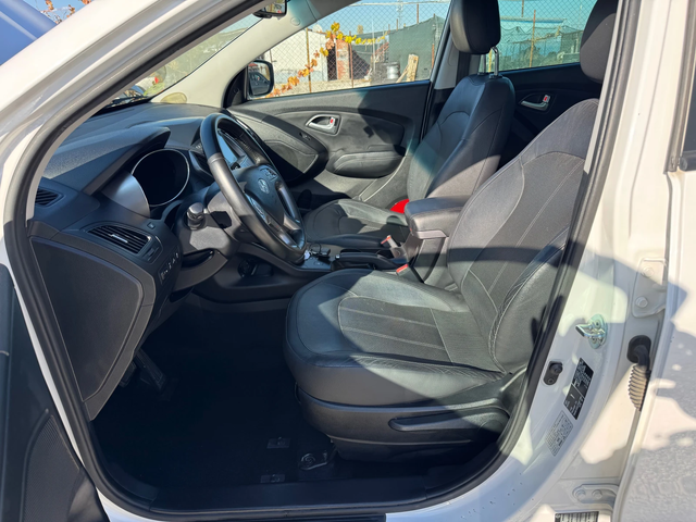 Hyundai IX35 -2.0CRDI-PREMIUM-4X4-FULL PACK - автомобили, коли, обяви за нови и употребявани 11