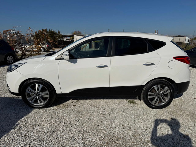 Hyundai IX35 -2.0CRDI-PREMIUM-4X4-FULL PACK - автомобили, коли, обяви за нови и употребявани 2