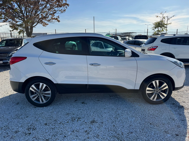 Hyundai IX35 -2.0CRDI-PREMIUM-4X4-FULL PACK - автомобили, коли, обяви за нови и употребявани 6