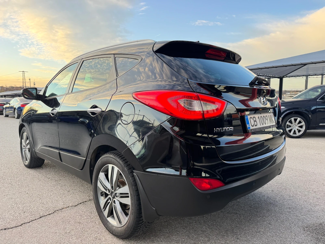 Hyundai IX35 2.0D-4x4-AUT-CAMERA-KEYLESS-ПОДГРЕВ-XENON - автомобили, коли, обяви за нови и употребявани 2