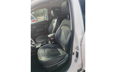 Hyundai IX35 2.0, 184к.с. 4х4 FULL - автомобили, коли, обяви за нови и употребявани 8