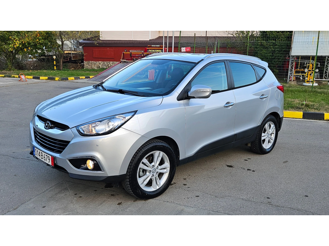 Hyundai IX35 2.0Crdi 4x4/Koja/Top sustoqnie - автомобили, коли, обяви за нови и употребявани 1