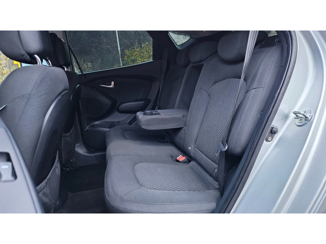 Hyundai IX35 1.7 Crdi 6skorost/Klima/Top sustoqnie - автомобили, коли, обяви за нови и употребявани 12