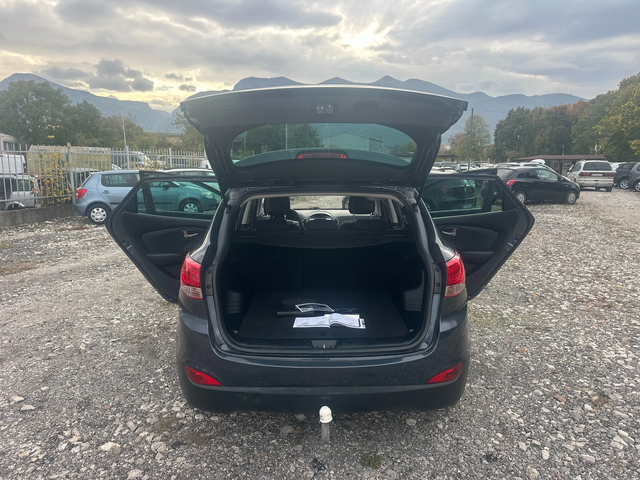 Hyundai IX35 2.0CRDI 136kc 4x4 - автомобили, коли, обяви за нови и употребявани 13