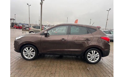 Hyundai IX35 2.0CRDI 4WD AVTOMAT/PANORAMA/KOJA/NAVI EURO 5 - автомобили, коли, обяви за нови и употребявани 8