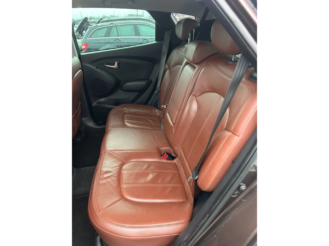 Hyundai IX35 2.0CRDI 4WD AVTOMAT/PANORAMA/KOJA/NAVI EURO 5 - автомобили, коли, обяви за нови и употребявани 9