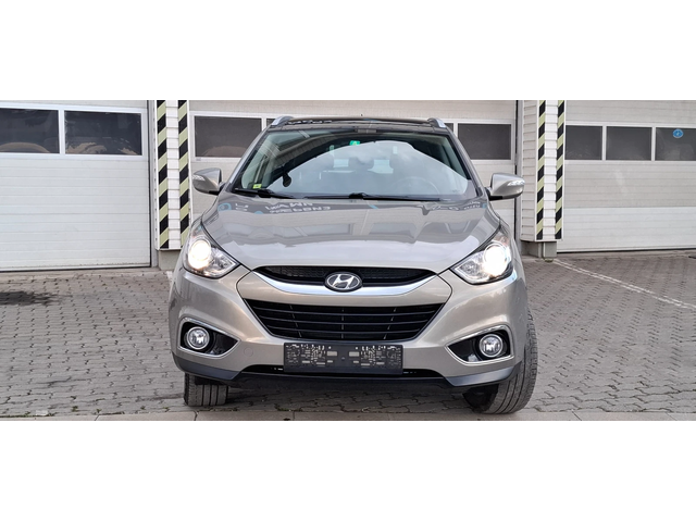 Hyundai IX35 2.0 4wd 163kc Панорама Климатроник !!Кожен салон!! - автомобили, коли, обяви за нови и употребявани 1