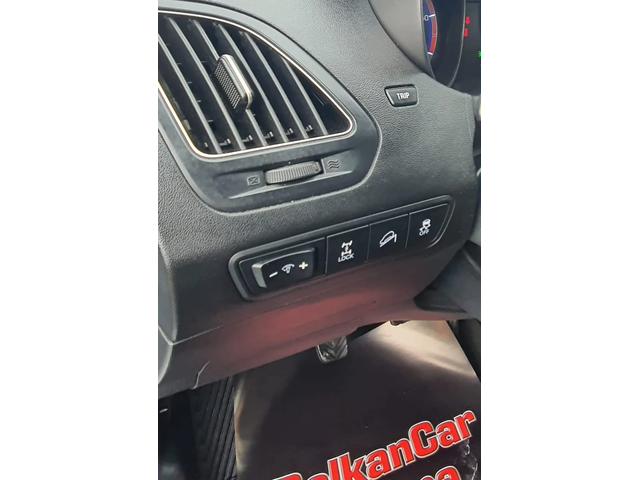 Hyundai IX35 2.0 CRDI 4WD COMFORT - автомобили, коли, обяви за нови и употребявани 7