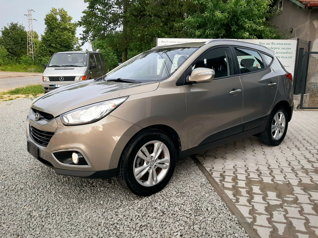 Hyundai IX35 2.0CRDi 6ск. - автомобили, коли, обяви за нови и употребявани 5