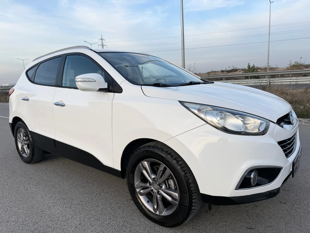 Hyundai IX35 1.7 CRDi / NAVI / CAMERA / KOJA / PODGREV / XENON - автомобили, коли, обяви за нови и употребявани 0