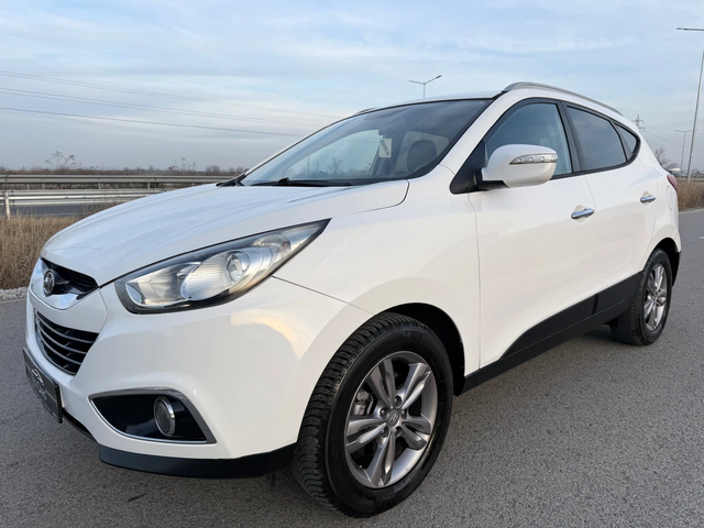 Hyundai IX35 1.7 CRDi / NAVI / CAMERA / KOJA / PODGREV / XENON - автомобили, коли, обяви за нови и употребявани 2