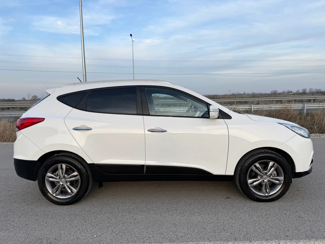 Hyundai IX35 1.7 CRDi / NAVI / CAMERA / KOJA / PODGREV / XENON - автомобили, коли, обяви за нови и употребявани 4
