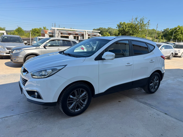 Hyundai IX35 1.7crdi 117k.c* Nova* UNIKAT* - автомобили, коли, обяви за нови и употребявани 2