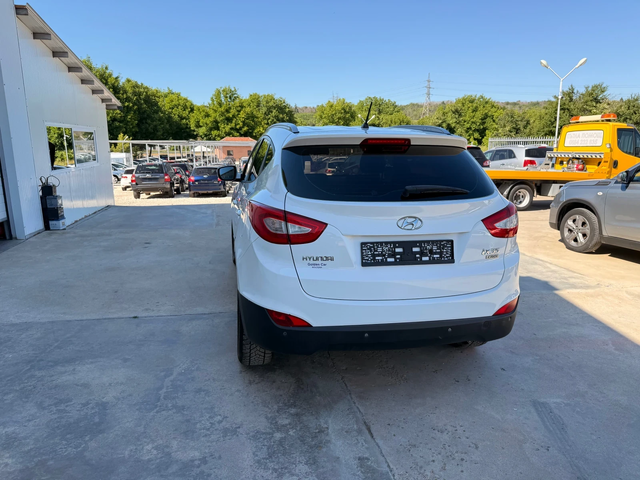 Hyundai IX35 1.7crdi 117k.c* Nova* UNIKAT* - автомобили, коли, обяви за нови и употребявани 4