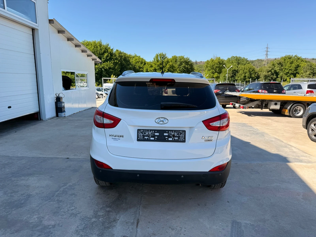 Hyundai IX35 1.7crdi 117k.c* Nova* UNIKAT* - автомобили, коли, обяви за нови и употребявани 5