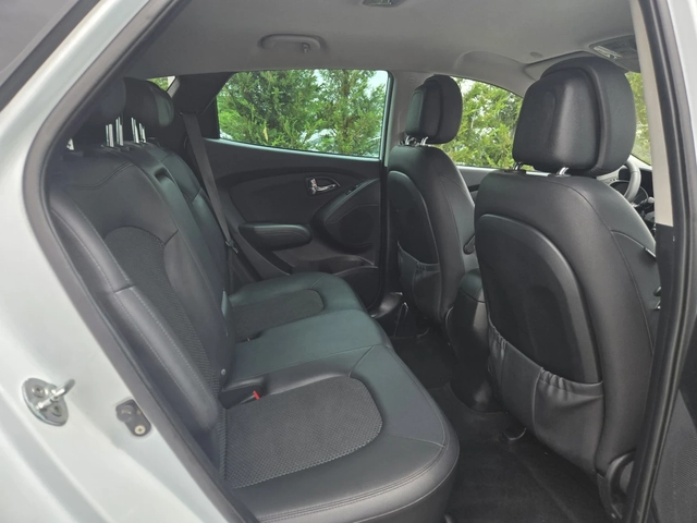 Hyundai IX35 1.7CRDI-116кс= 6СКОРОСТИ= ПОДГРЕВ= СЕРВ.ИСТОРИЯ - автомобили, коли, обяви за нови и употребявани 13