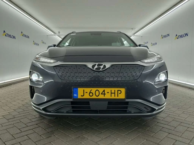 Hyundai Kona Premium 64 kWh FACELIFT* * * SOH98% - автомобили, коли, обяви за нови и употребявани 0