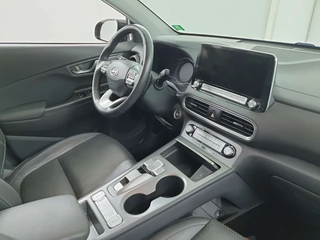 Hyundai Kona Premium 64 kWh FACELIFT* * * SOH98% - автомобили, коли, обяви за нови и употребявани 6