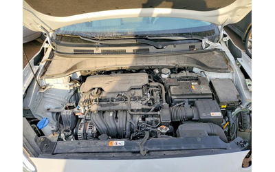 Hyundai Kona 2.0L 4 Front-wheel Drive - автомобили, коли, обяви за нови и употребявани 10