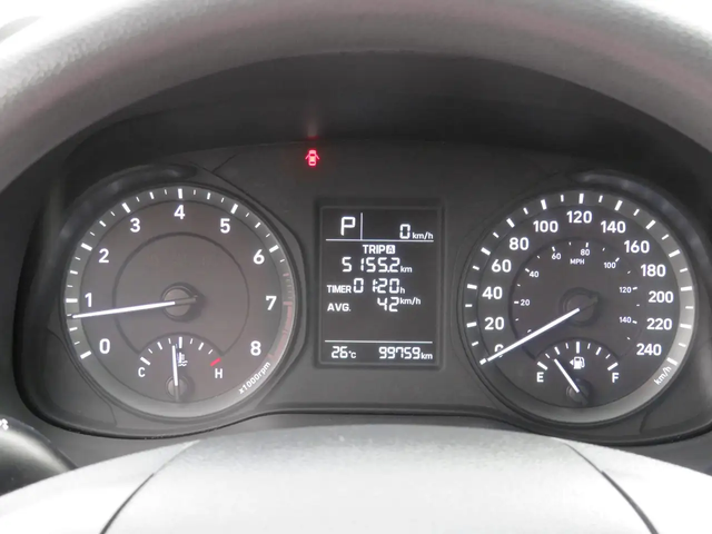 Hyundai Kona 2.0L Essential w/ CarPlay B.Camera BLND Spots NO A Front Wheel Drive - автомобили, коли, обяви за нови и употребявани 16