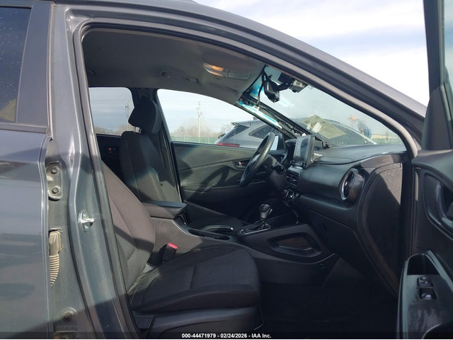 Hyundai Kona 2.0L I-4 DOHC, VVT, 147HP Front Wheel Drive - автомобили, коли, обяви за нови и употребявани 4