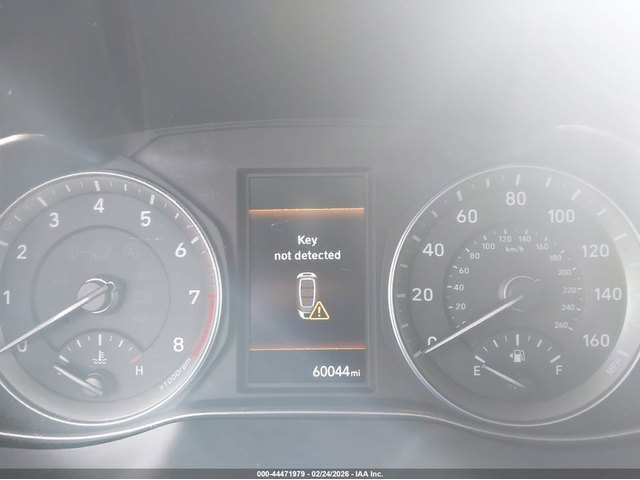 Hyundai Kona 2.0L I-4 DOHC, VVT, 147HP Front Wheel Drive - автомобили, коли, обяви за нови и употребявани 6