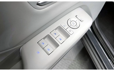 Hyundai Kona Gasoline 1.6 Turbo 2WD Modern - автомобили, коли, обяви за нови и употребявани 13