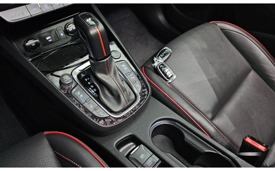 Hyundai Kona Gasoline 1.6 Turbo 2WD N Line Inspiration - автомобили, коли, обяви за нови и употребявани 8