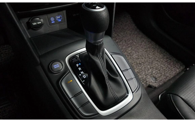 Hyundai Kona - автомобили, коли, обяви за нови и употребявани 8