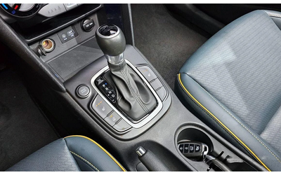 Hyundai Kona - автомобили, коли, обяви за нови и употребявани 7