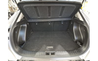 Hyundai Kona 2L 4cyl AWD - автомобили, коли, обяви за нови и употребявани 12