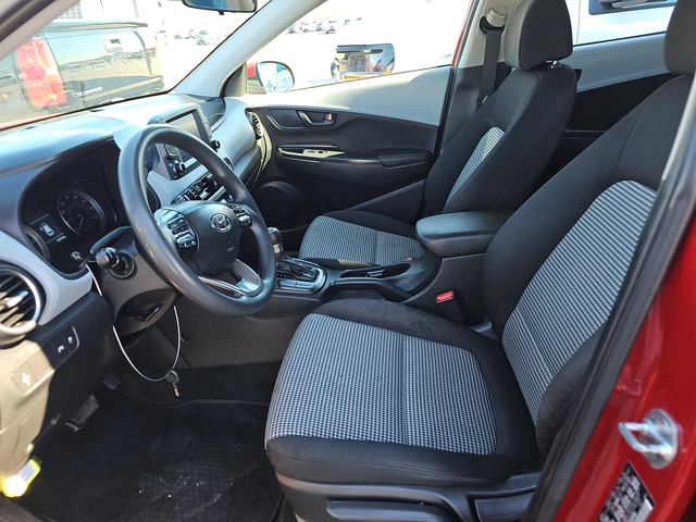 Hyundai Kona SE - автомобили, коли, обяви за нови и употребявани 6