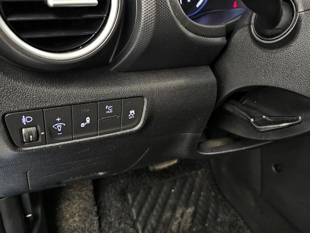 Hyundai Kona 1.6 2Wd Smart - автомобили, коли, обяви за нови и употребявани 13