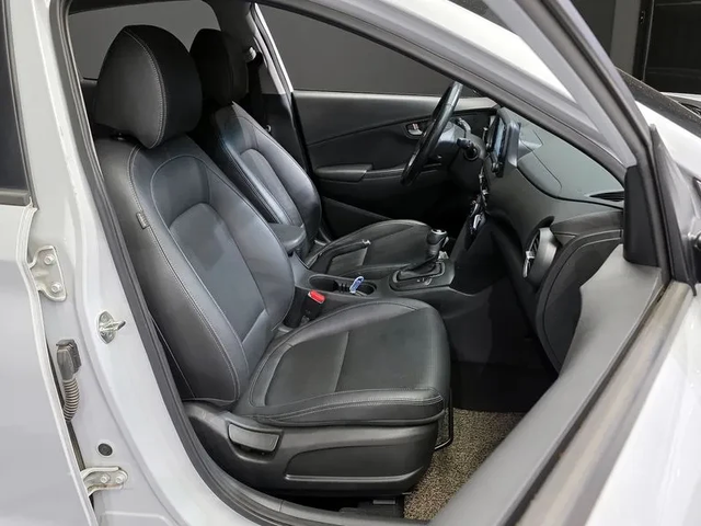 Hyundai Kona 1.6 2Wd Smart - автомобили, коли, обяви за нови и употребявани 11