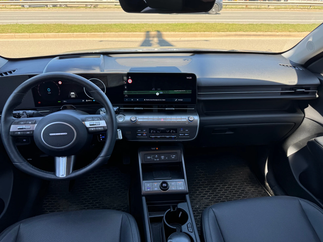 Hyundai Kona 65.4kWh/Leder/Navi/218ps - автомобили, коли, обяви за нови и употребявани 11