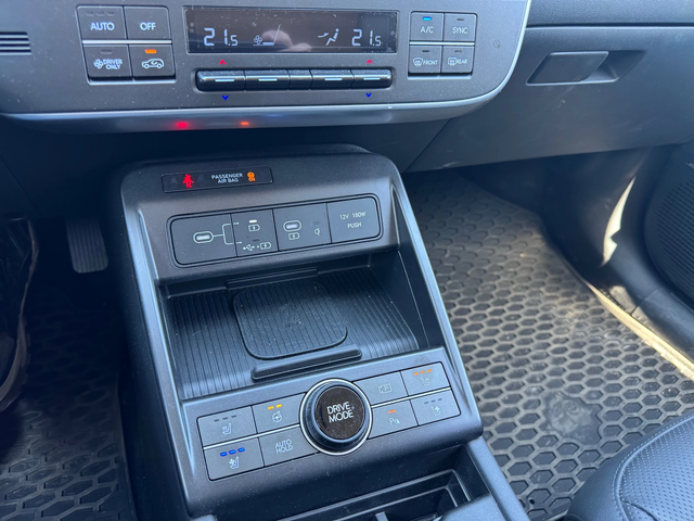 Hyundai Kona 65.4kWh/Leder/Navi/218ps - автомобили, коли, обяви за нови и употребявани 6