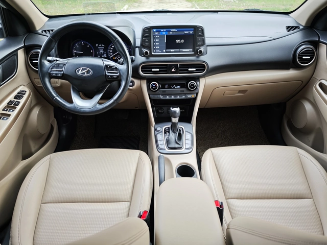 Hyundai Kona 1.6 CRDI - автомобили, коли, обяви за нови и употребявани 10