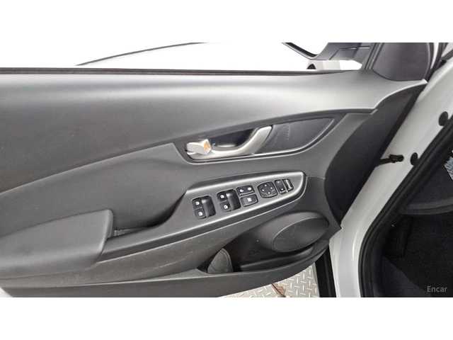Hyundai Kona 1.6 Turbo 2WD Modern Pop - автомобили, коли, обяви за нови и употребявани 14