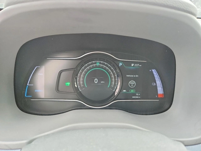 Hyundai Kona ELECTRIC Ultimate - автомобили, коли, обяви за нови и употребявани 8