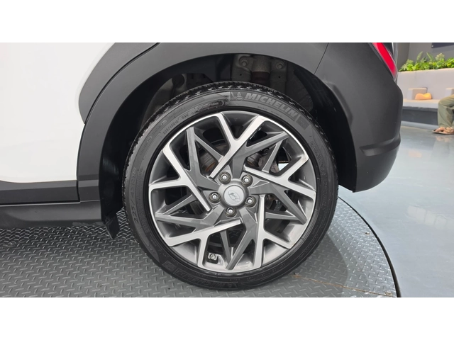 Hyundai Kona Keyless | Подгрев | Lane assist - автомобили, коли, обяви за нови и употребявани 3