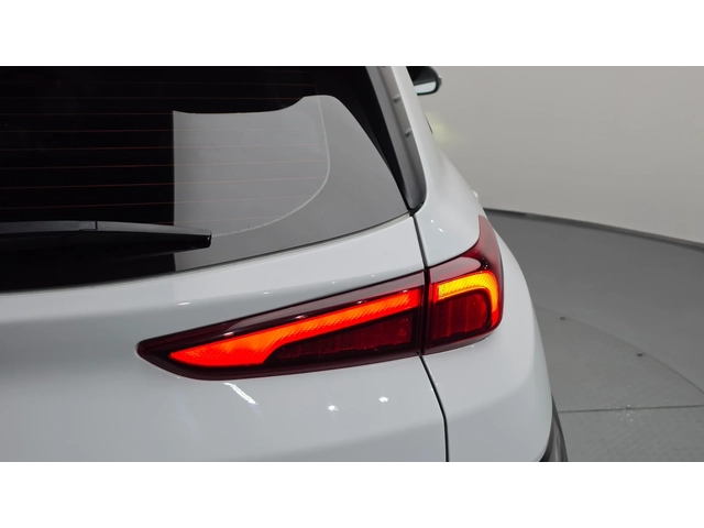 Hyundai Kona Keyless | Подгрев | Lane assist - автомобили, коли, обяви за нови и употребявани 5