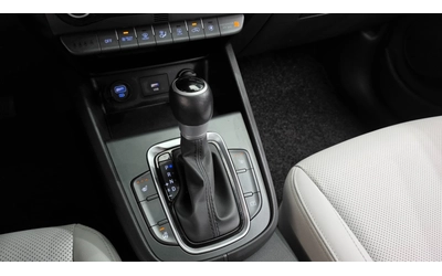 Hyundai Kona Keyless | Подгрев | Lane assist - автомобили, коли, обяви за нови и употребявани 9