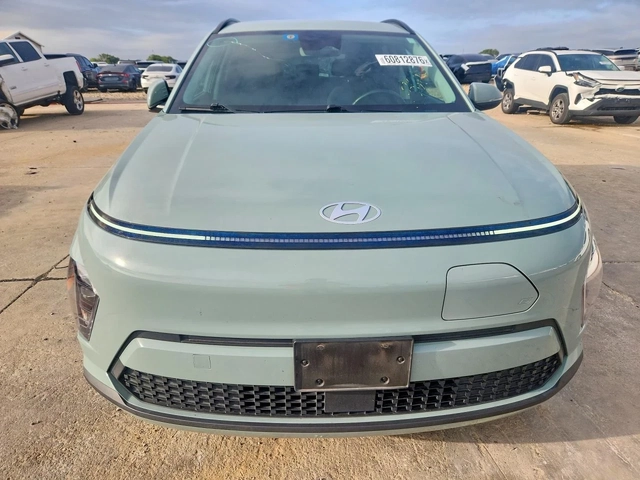 Hyundai Kona SEL - автомобили, коли, обяви за нови и употребявани 1