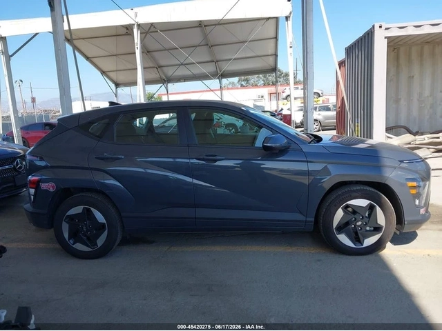 Hyundai Kona ELECTRIC SE - автомобили, коли, обяви за нови и употребявани 11