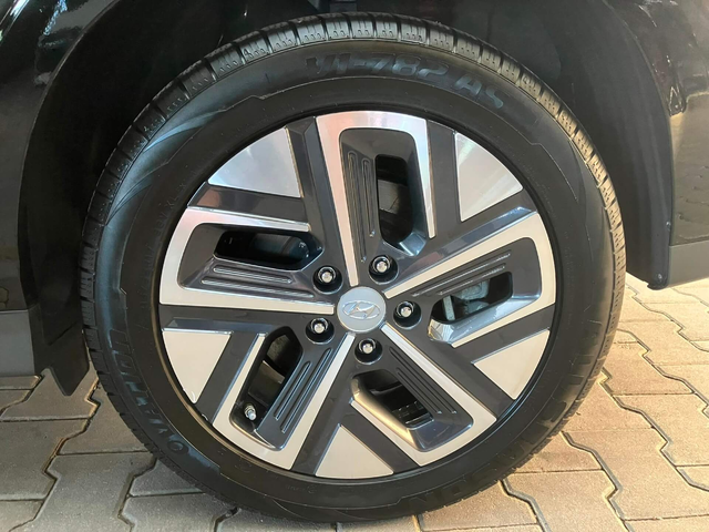 Hyundai Kona Long Range 67kWh/HuD/Krell Music/Подгрев/Камера - автомобили, коли, обяви за нови и употребявани 6