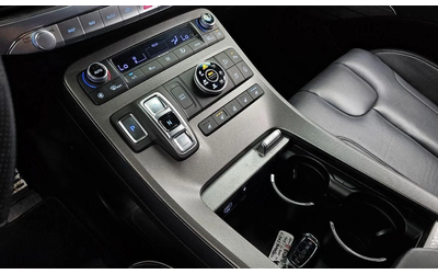 Hyundai Palisade Diesel 2.2 4WD Calligraphy - автомобили, коли, обяви за нови и употребявани 8