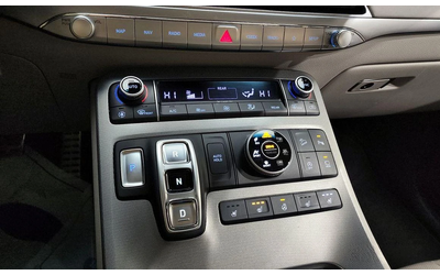 Hyundai Palisade Diesel 2.2 4WD Prestige - автомобили, коли, обяви за нови и употребявани 8