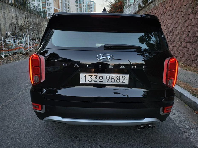 Hyundai Palisade Diesel 2.2 4WD Prestige - автомобили, коли, обяви за нови и употребявани 3