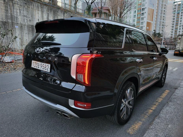 Hyundai Palisade Diesel 2.2 4WD Prestige - автомобили, коли, обяви за нови и употребявани 5