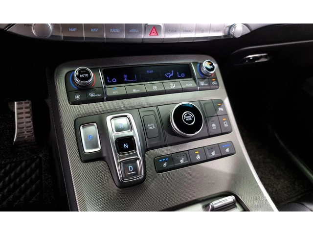 Hyundai Palisade Diesel 2.2 2WD Calligraphy - автомобили, коли, обяви за нови и употребявани 8